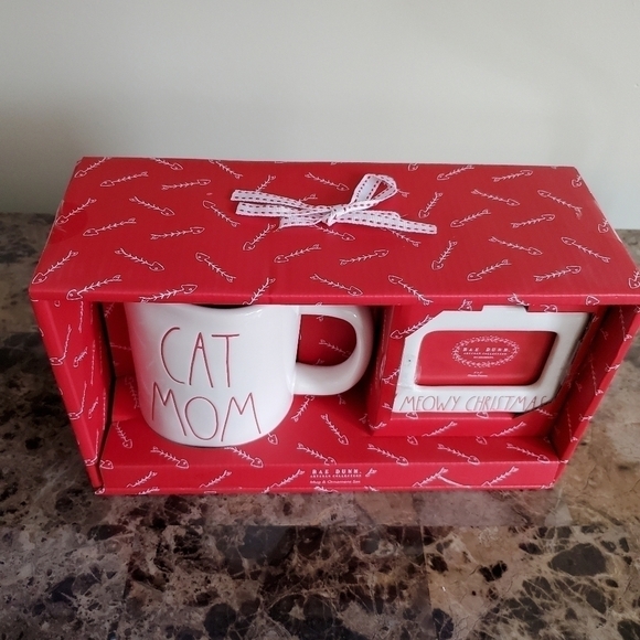 🇺🇸 Rae Dunn Cat Mom Mug & Photo Frame "Meowy Christmas" Gift Set - Picture 4 of 8